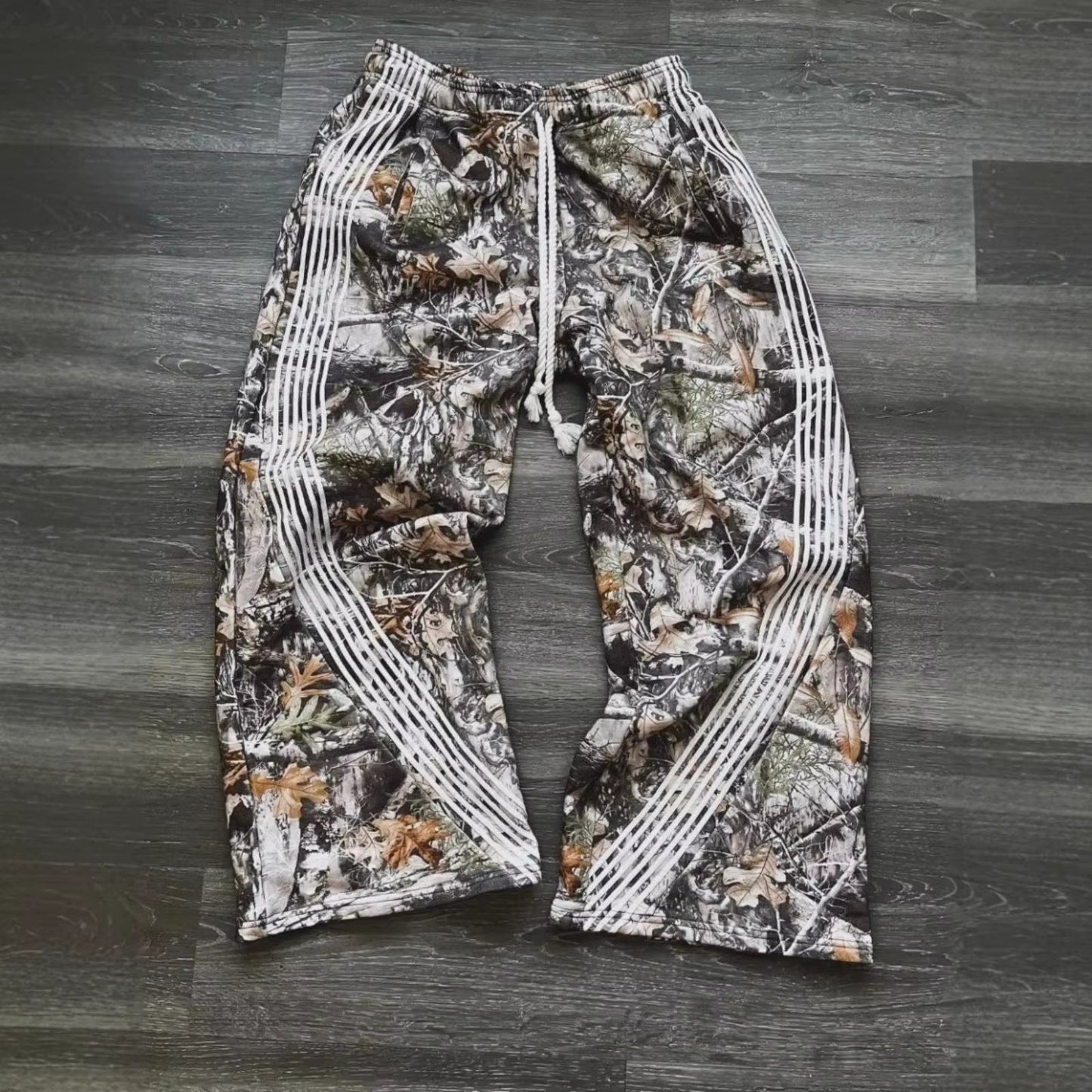 Embroidered Gray Slacks with Camouflage Features for Men'S Women'S Advanced Jogging Drawstring Sweatpants